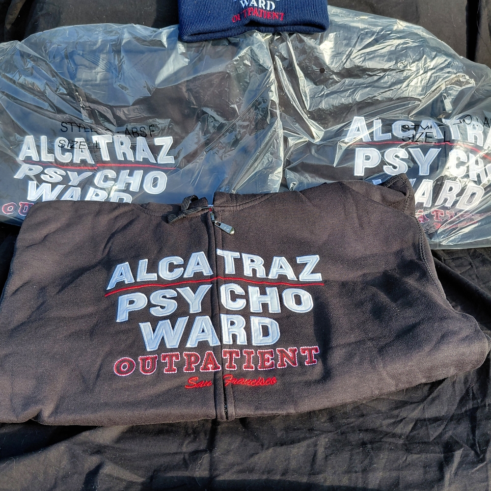 Alcatraz Psycho Ward Hoodie and Beanie Set